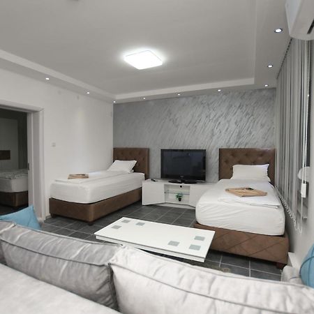 Relax Apartmani Kladovo Eksteriør billede