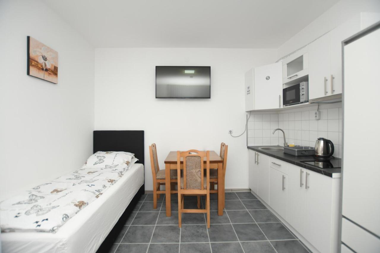 Relax Apartmani Kladovo Eksteriør billede