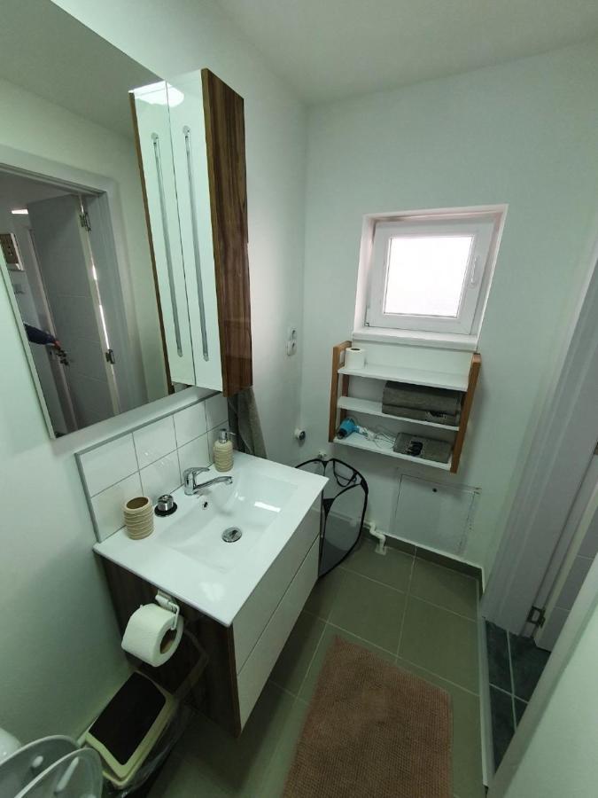 Relax Apartmani Kladovo Eksteriør billede